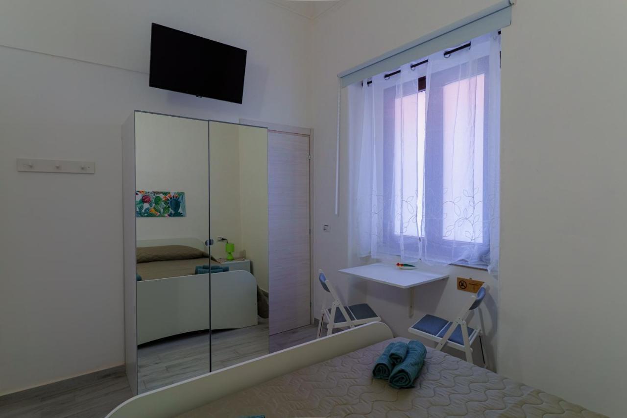 Casta Diva Holiday Rooms Catánia Buitenkant foto
